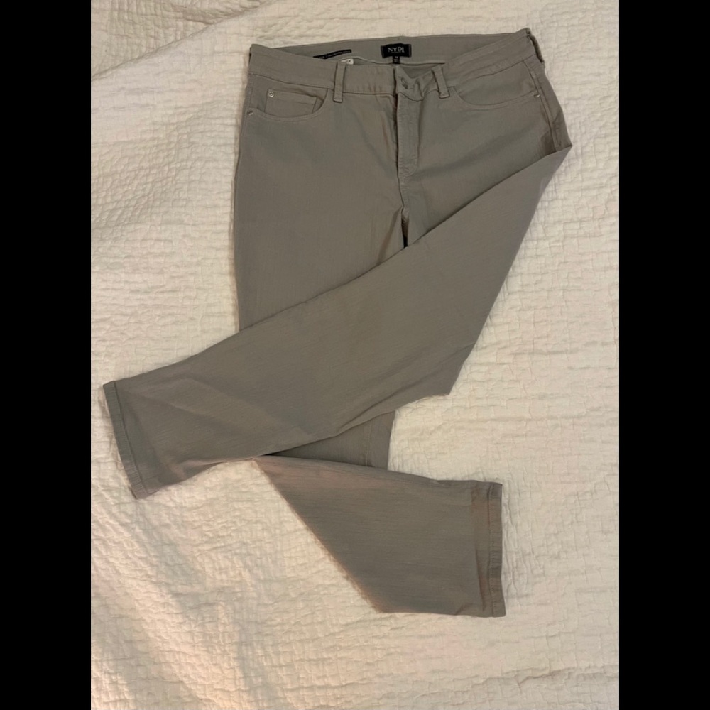 NYDJ Alina convertible ankle gray jean. Sz. 14